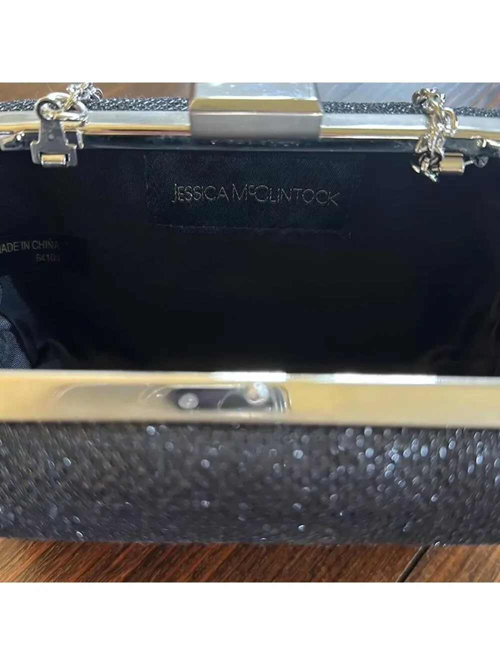 Jessica McClintock | Black & Silver Crossbody Clutch | 0725
